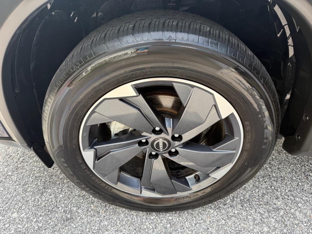 Nissan Rogue FWD SV 2025