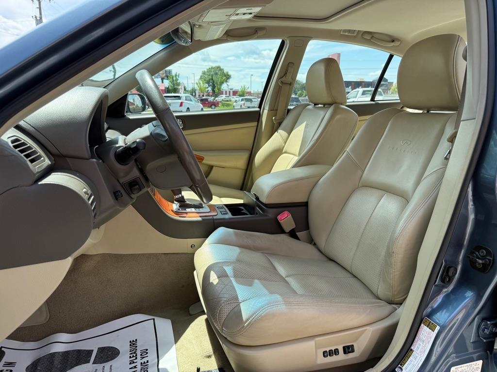 Infiniti G35 Sedan G35 4dr Sdn Auto 2005