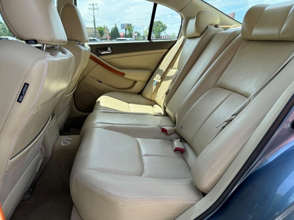 Infiniti G35 Sedan G35 4dr Sdn Auto 2005