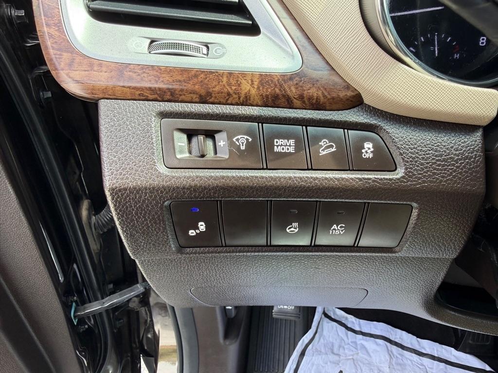 Hyundai Santa Fe SE Ultimate 3.3L Auto 2017