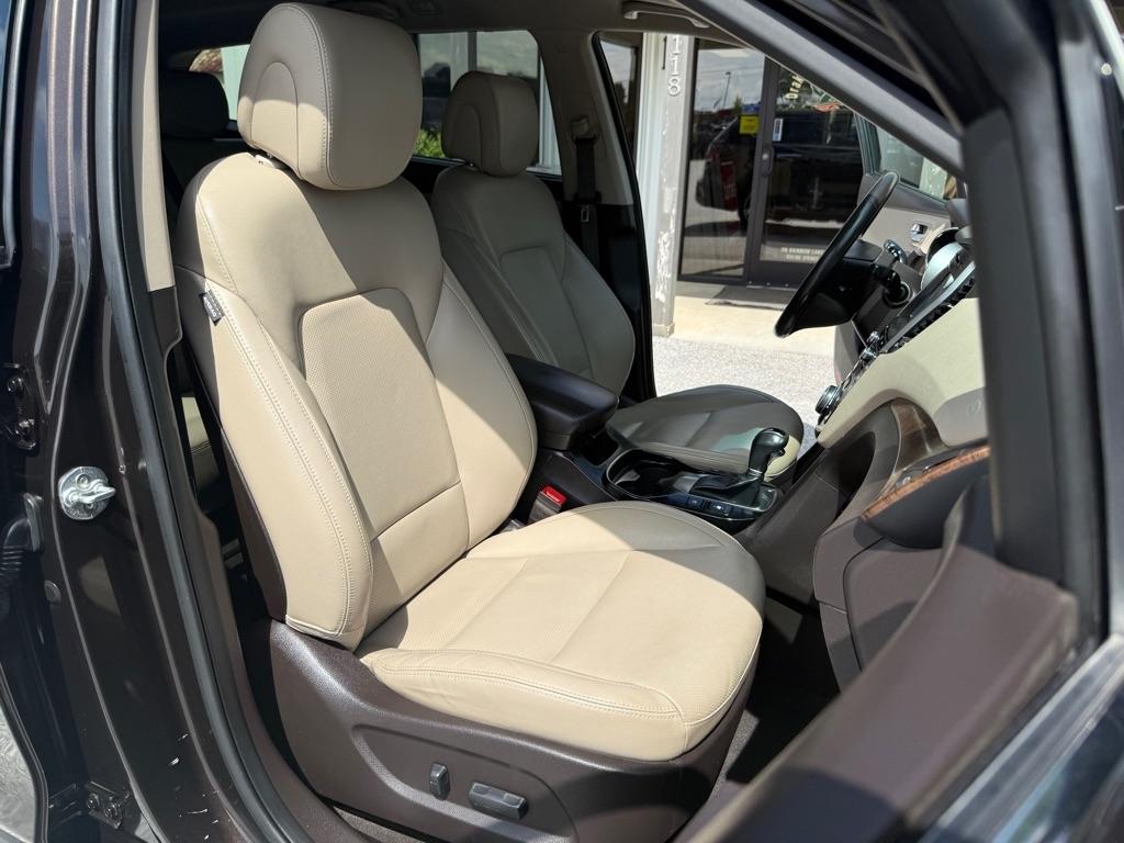 Hyundai Santa Fe SE Ultimate 3.3L Auto 2017