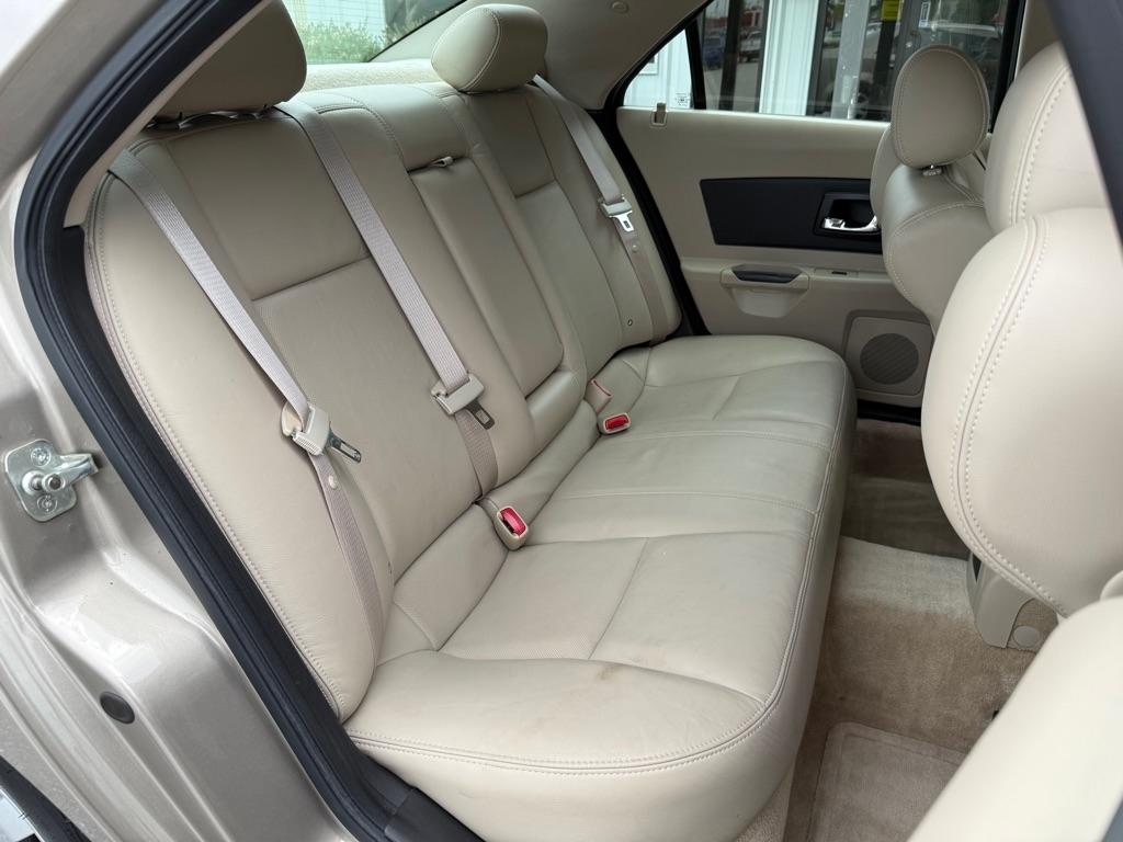 Cadillac CTS 4dr Sdn 2004