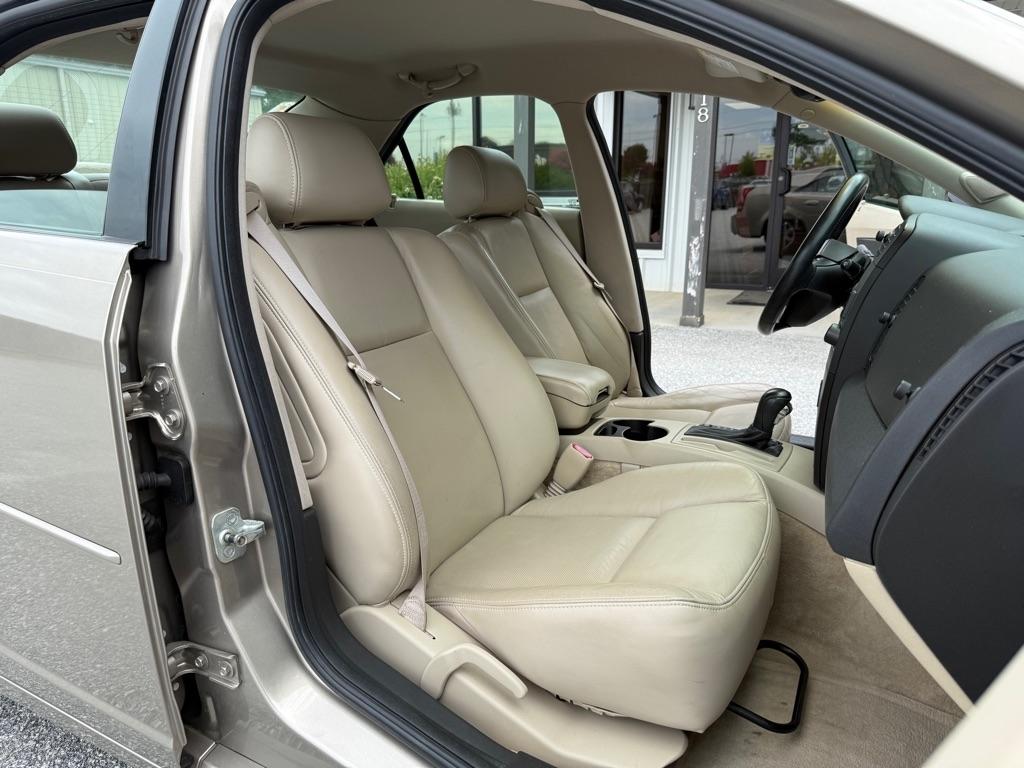Cadillac CTS 4dr Sdn 2004