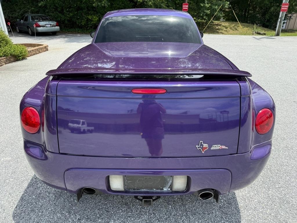 Chevrolet SSR Reg Cab 116.0" WB LS 2004