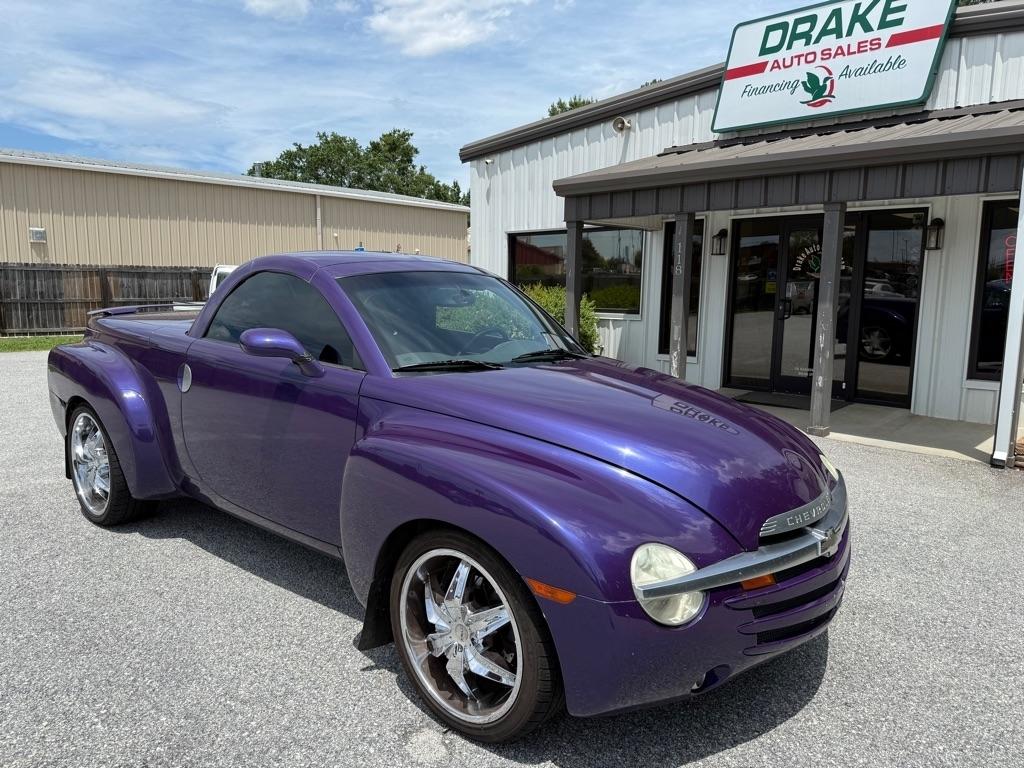 2004 Chevrolet SSR Reg Cab 116.0" WB LS