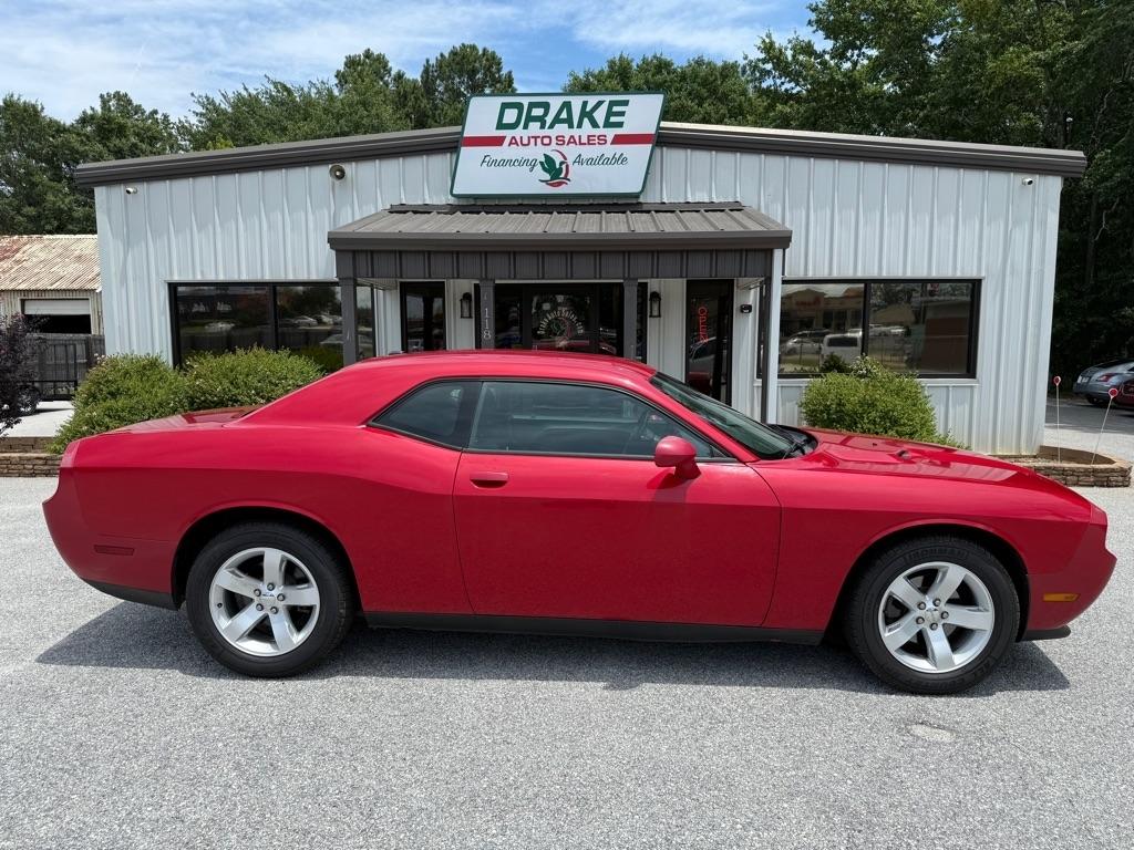 Dodge Challenger 2dr Cpe 2011