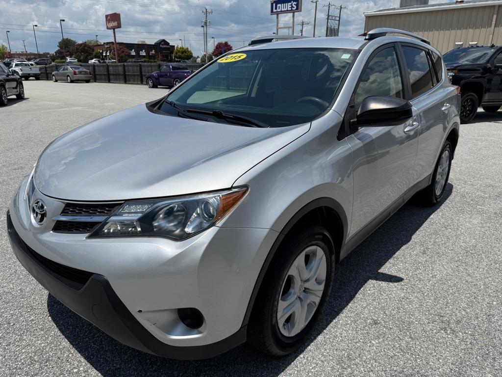Toyota RAV4 AWD 4dr LE (Natl) 2015