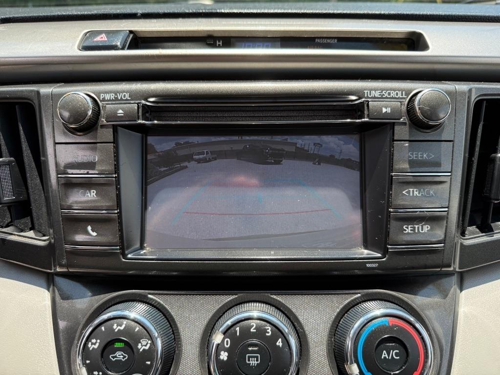 Toyota RAV4 AWD 4dr LE (Natl) 2015