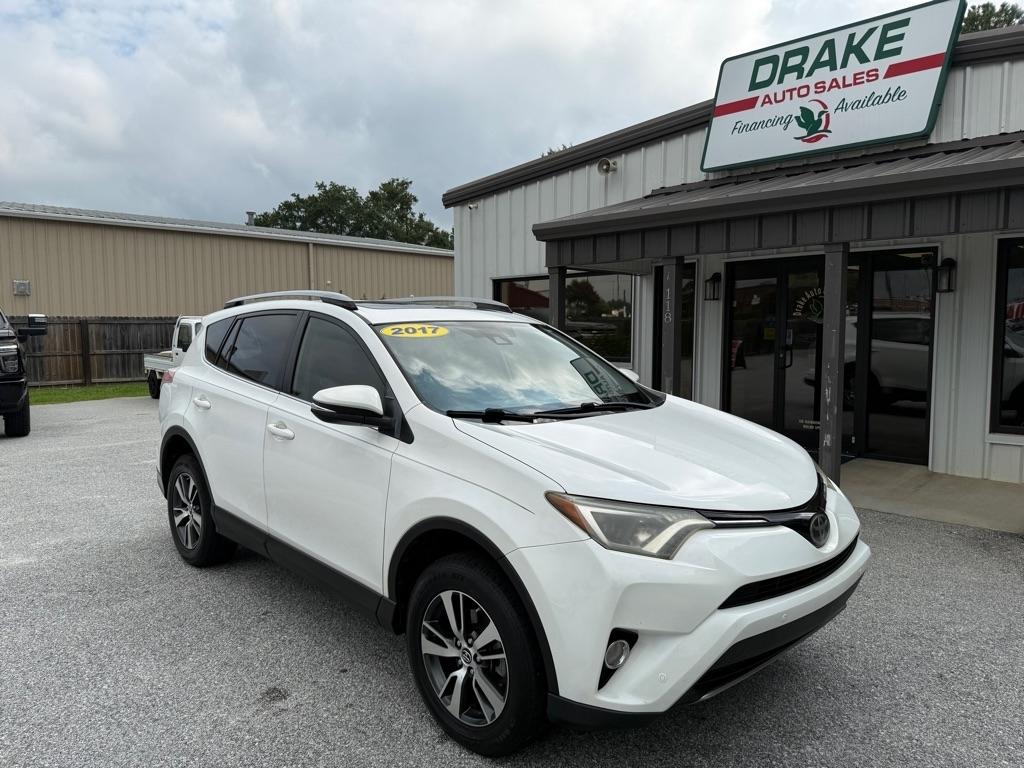 2017 Toyota RAV4 XLE FWD (Natl)