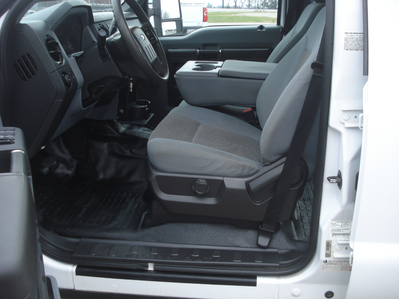 Ford F-350 SD XL Crew Cab Long Bed DRW 4WD 2016