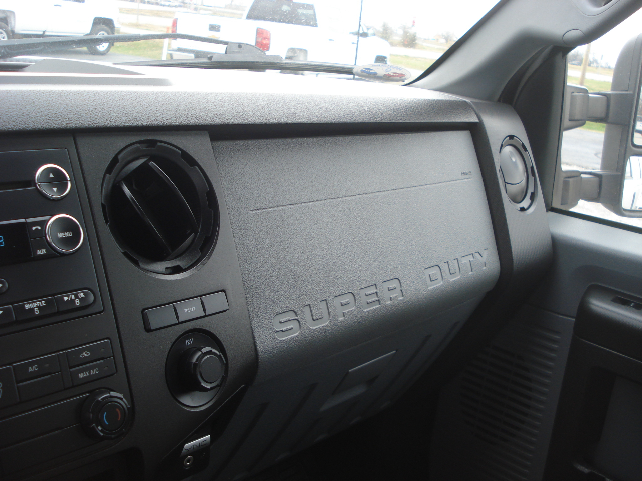 Ford F-350 SD XL Crew Cab Long Bed DRW 4WD 2016