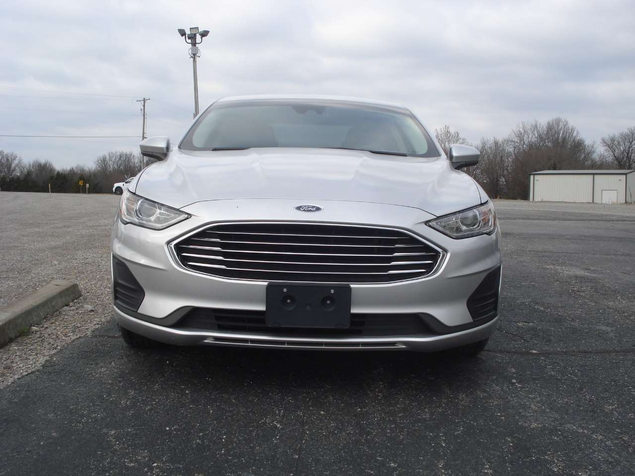 2019 Ford Fusion S photo 2