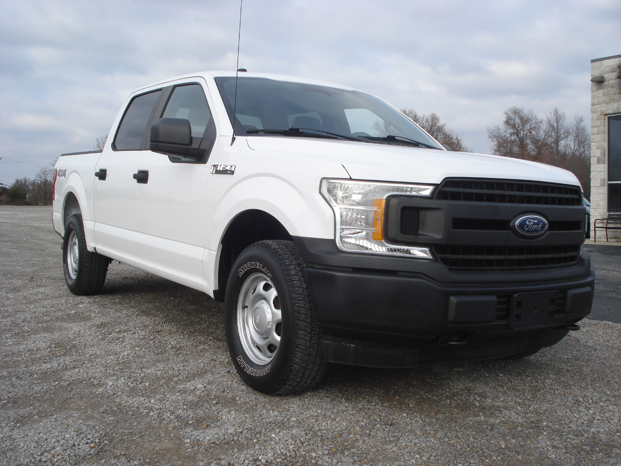 2018 Ford F-150 XL photo 2