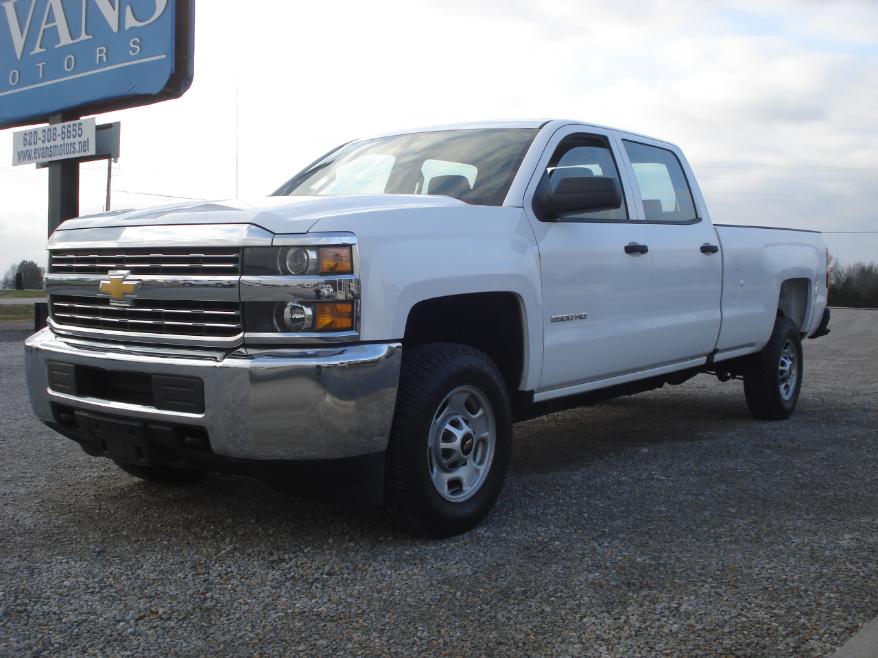 2017 Chevrolet Silverado 2500HD photo 4