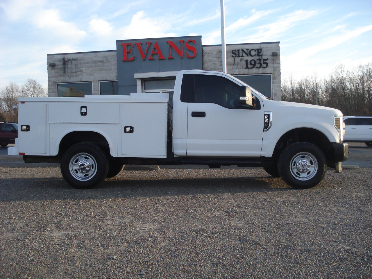 2019 Ford F-350 SD XL 4WD UTILITY BED