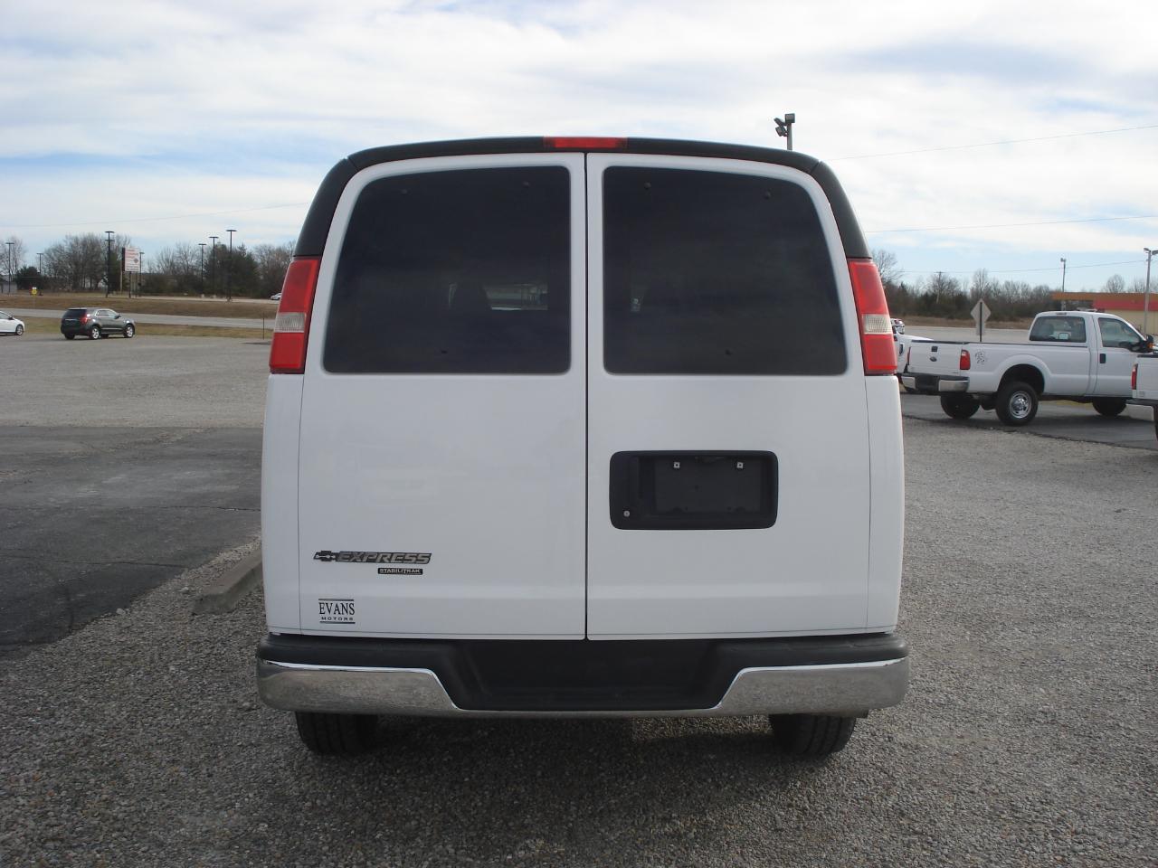 Chevrolet Express  2016