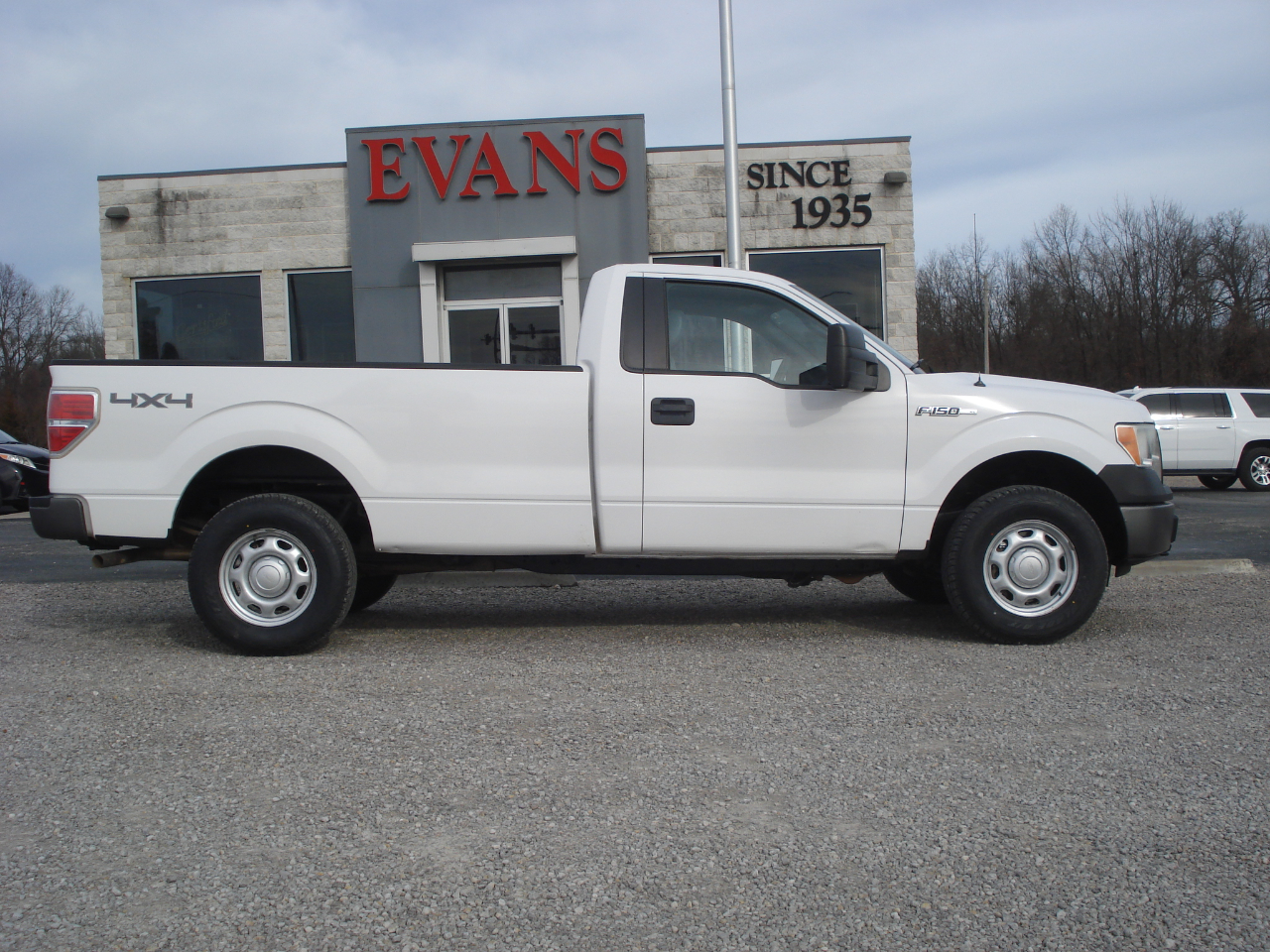 2014 Ford F-150 XL 8-ft. Bed 4WD REGULAR CAB
