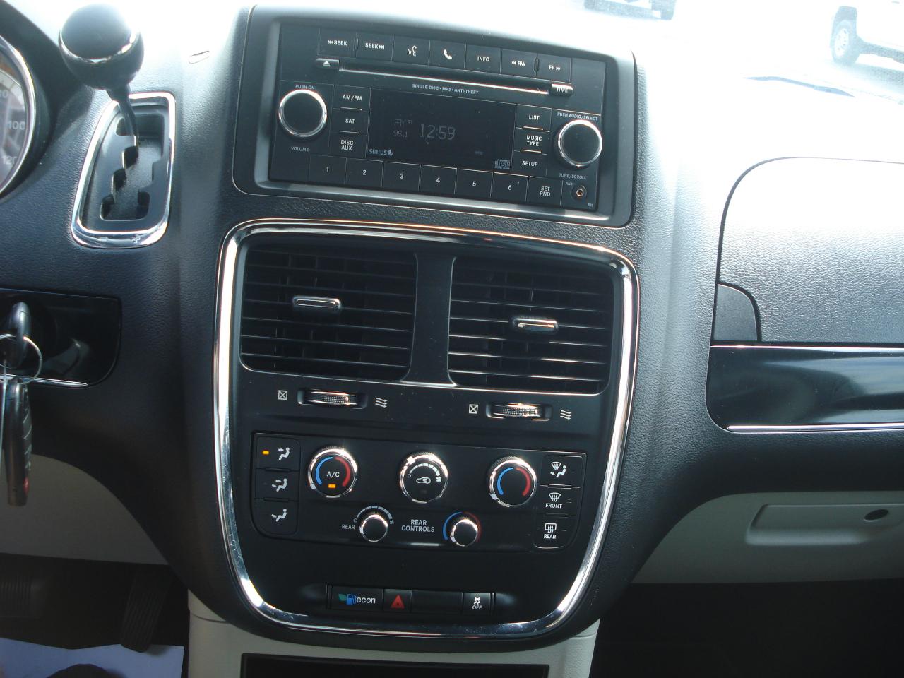 Dodge Grand Caravan SE 2016