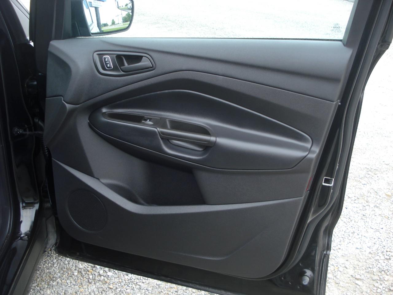 Ford Escape S FWD 2018