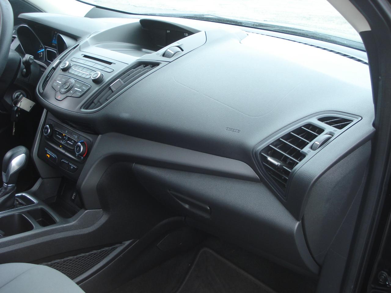 Ford Escape S FWD 2018