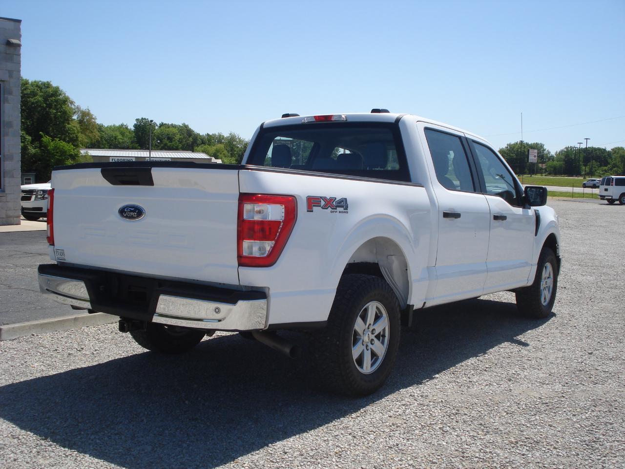 Ford F-150 XL SuperCrew 5.5-ft. Bed 4WD 2022