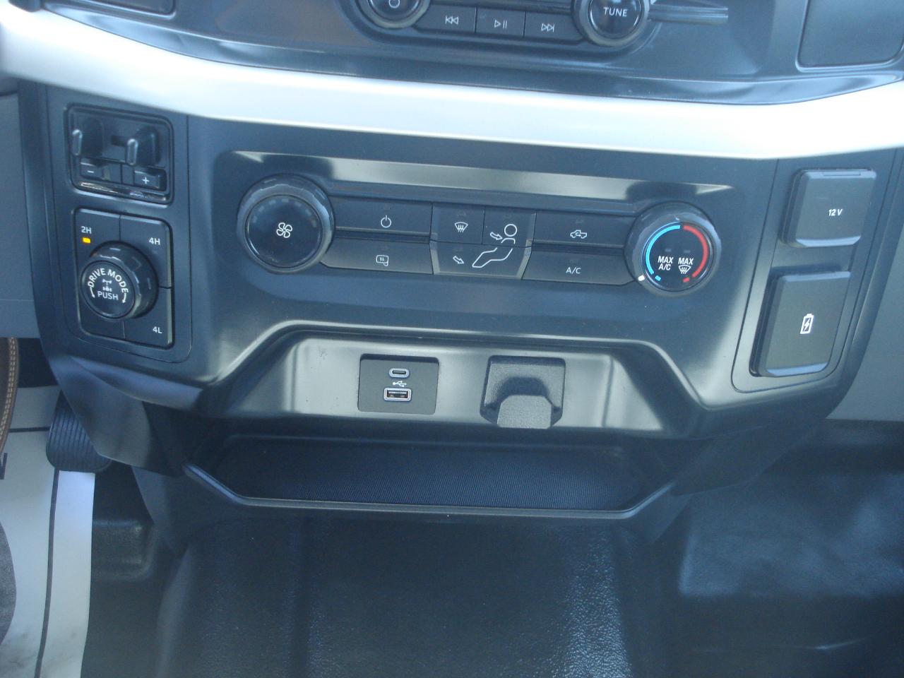 Ford F-150 XL SuperCrew 5.5-ft. Bed 4WD 2022