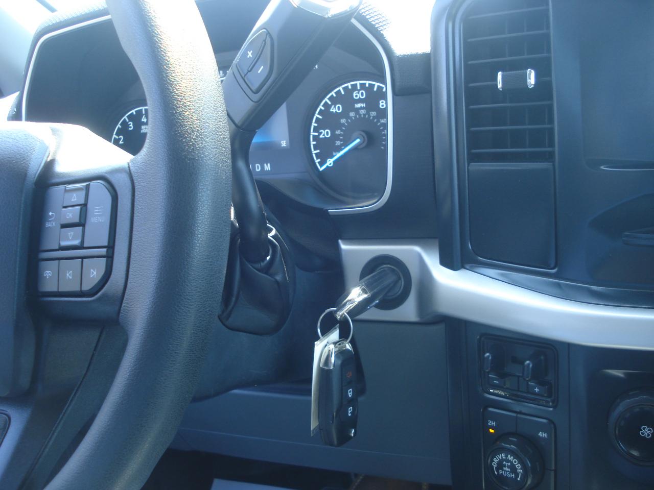 Ford F-150 XL SuperCrew 5.5-ft. Bed 4WD 2022