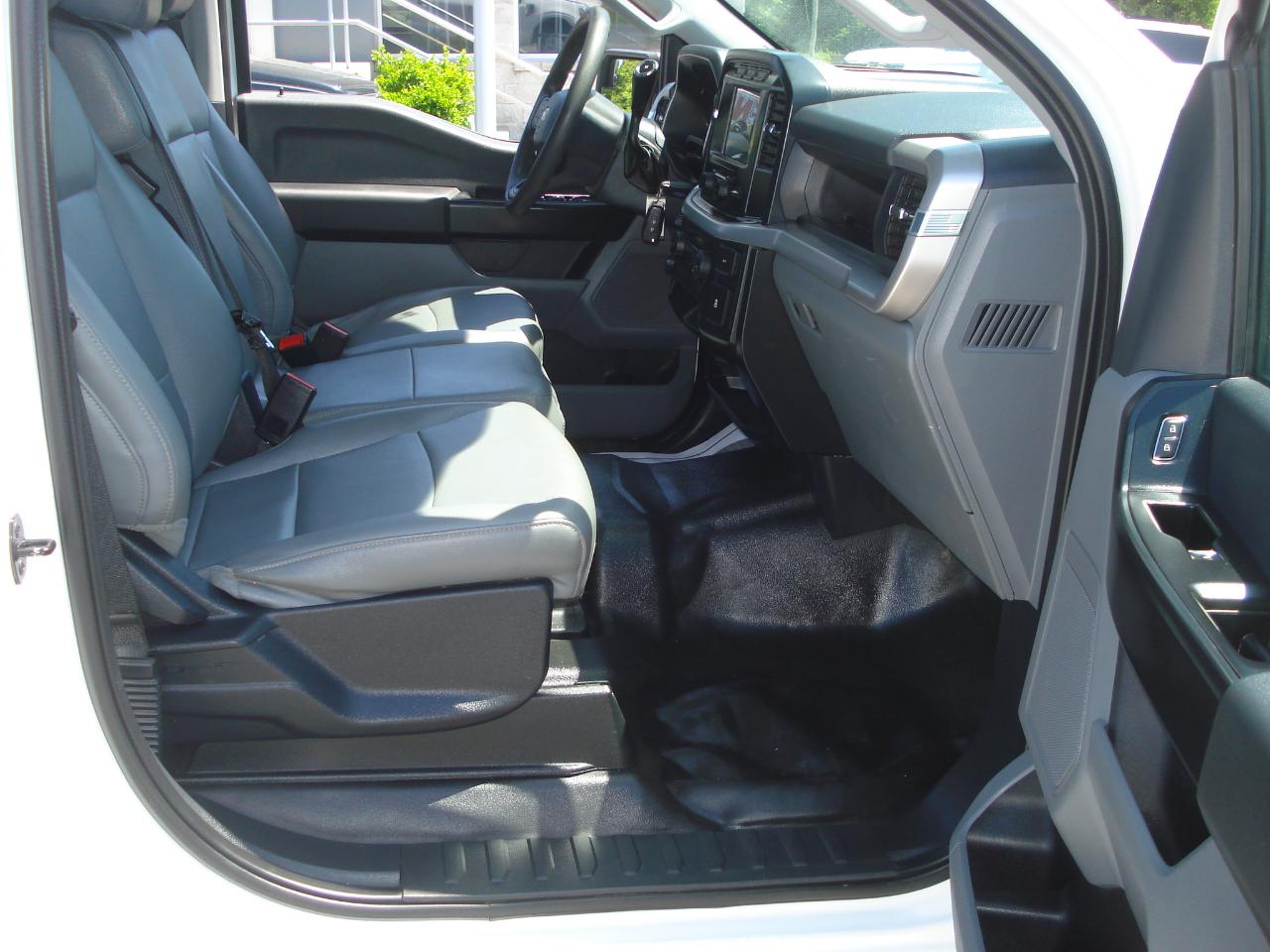 Ford F-150 XL SuperCrew 5.5-ft. Bed 4WD 2022