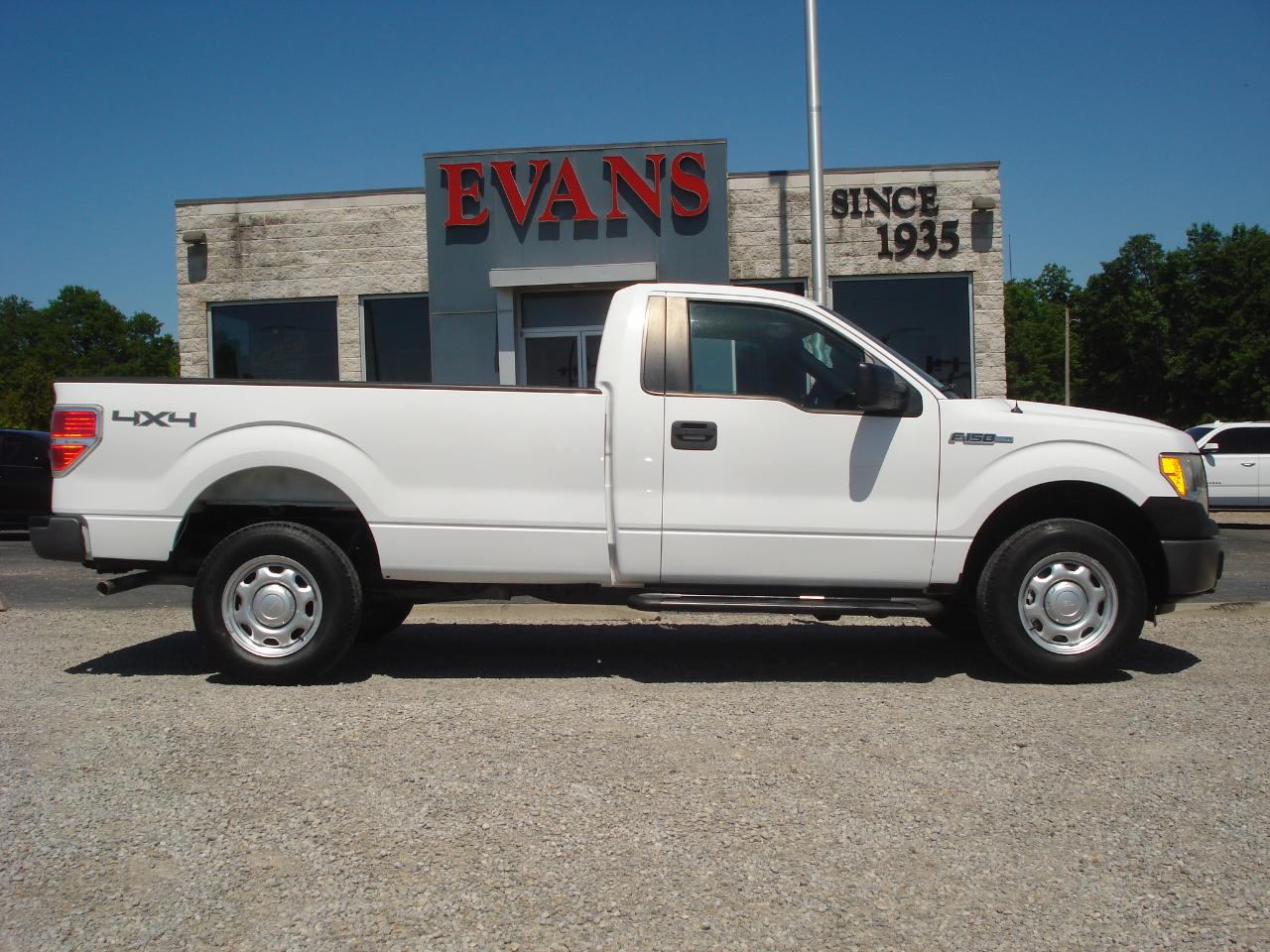 2014 Ford F-150 XL 8-ft. Bed 4WD