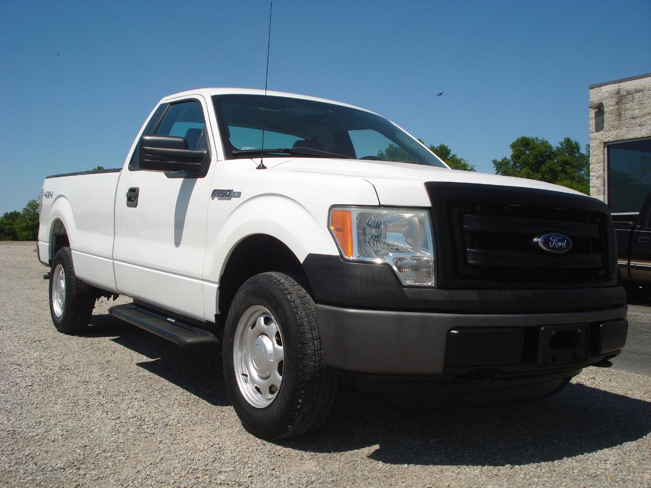 Ford F-150 XL 8-ft. Bed 4WD 2014