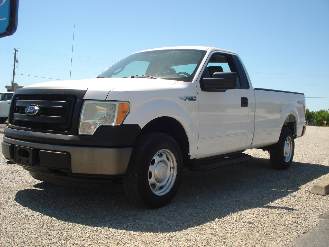 Ford F-150 XL 8-ft. Bed 4WD 2014