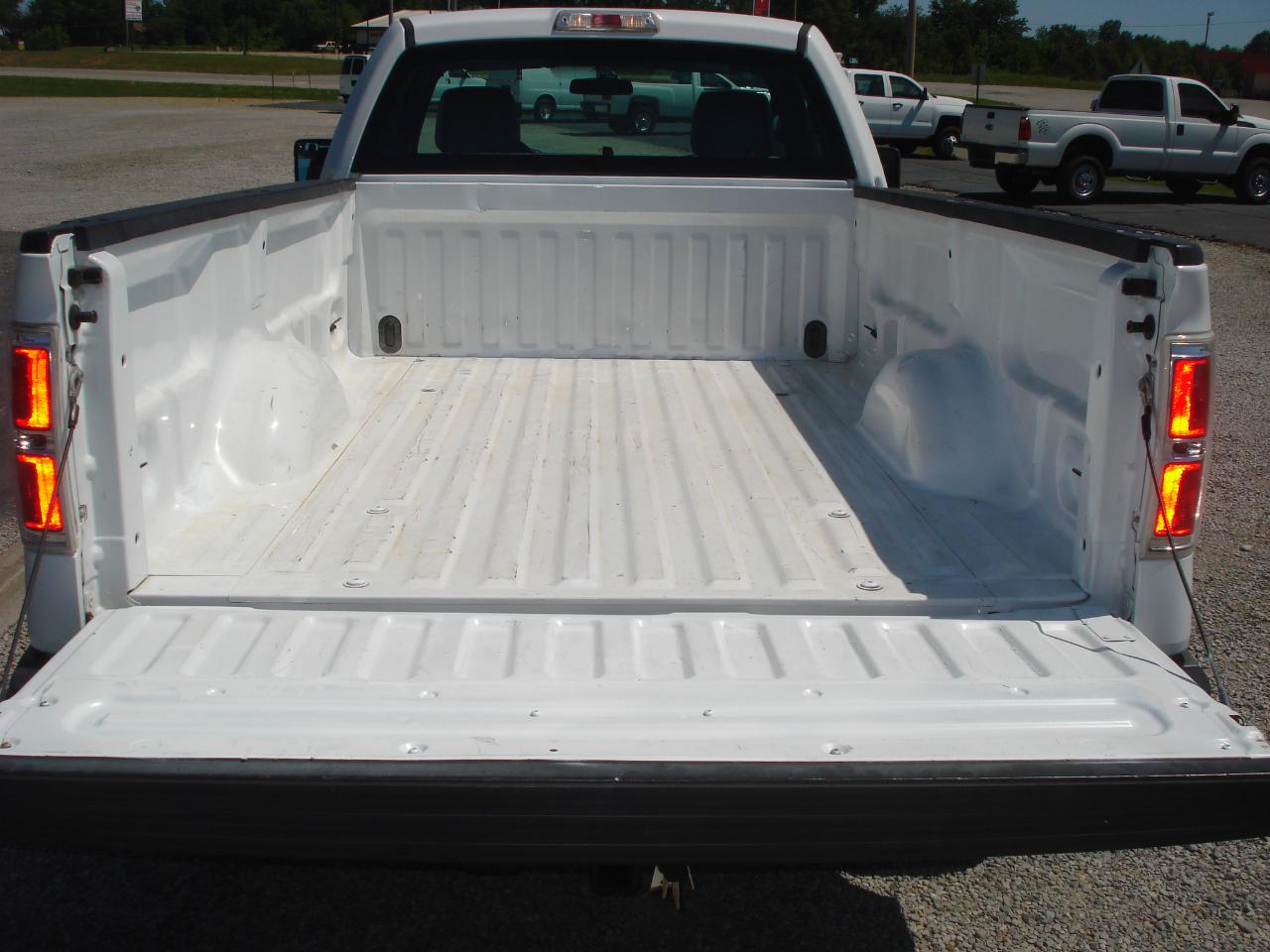 Ford F-150 XL 8-ft. Bed 4WD 2014