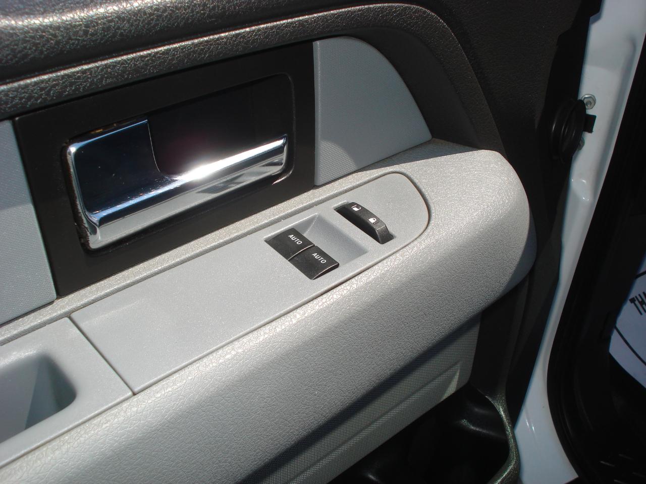 Ford F-150 XL 8-ft. Bed 4WD 2014