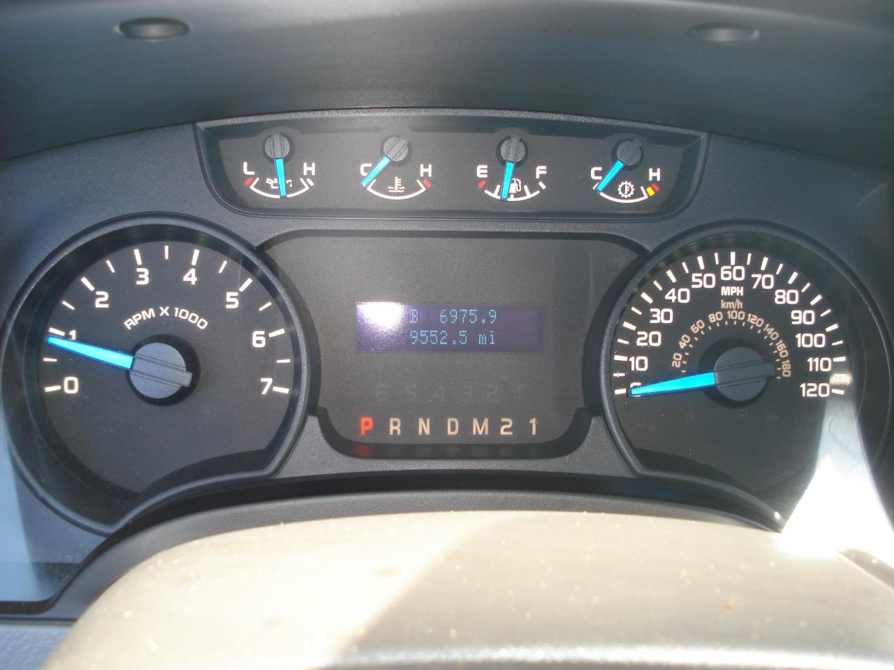 Ford F-150 XL 8-ft. Bed 4WD 2014