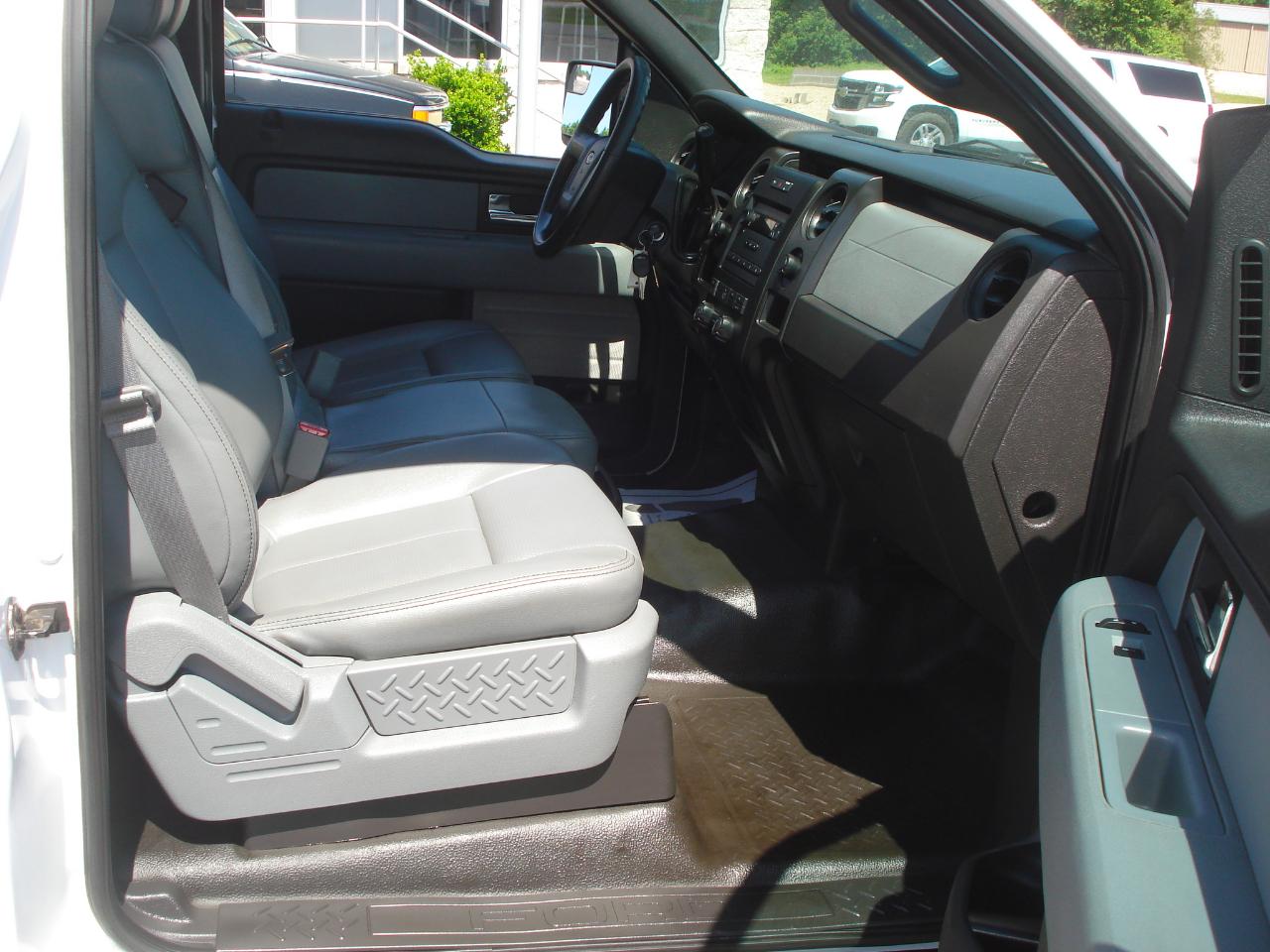 Ford F-150 XL 8-ft. Bed 4WD 2014