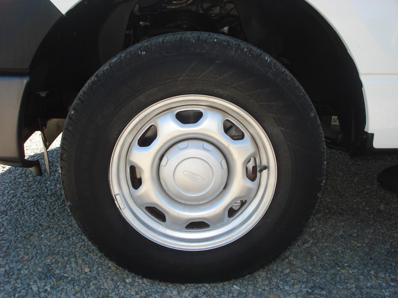Ford F-150 XL 8-ft. Bed 4WD 2014