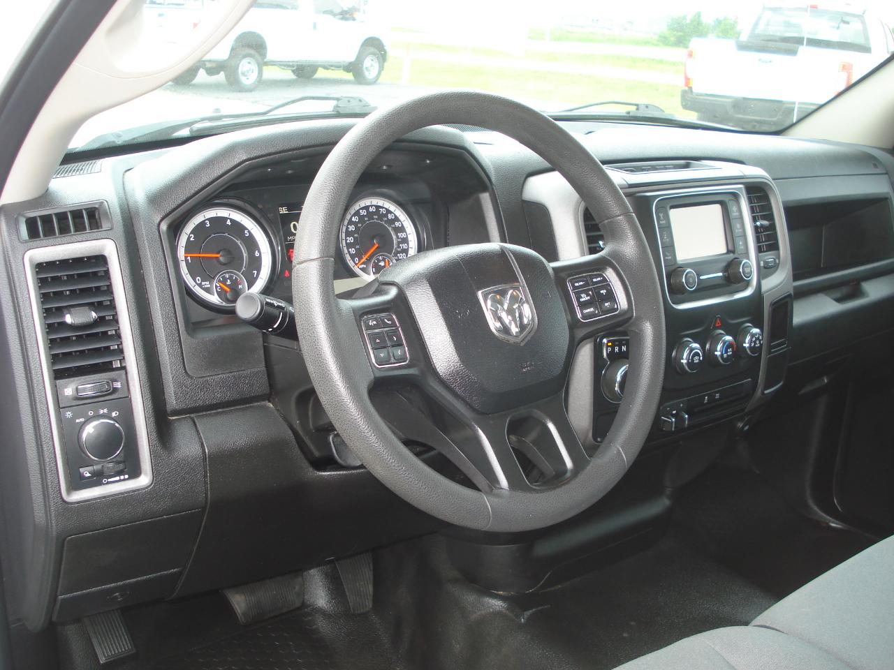 RAM 1500 Classic Tradesman Regular Cab LWB 2WD 2023