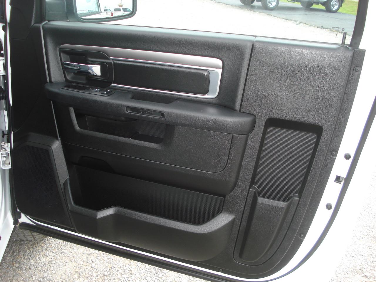 RAM 1500 Classic Tradesman Regular Cab LWB 2WD 2023