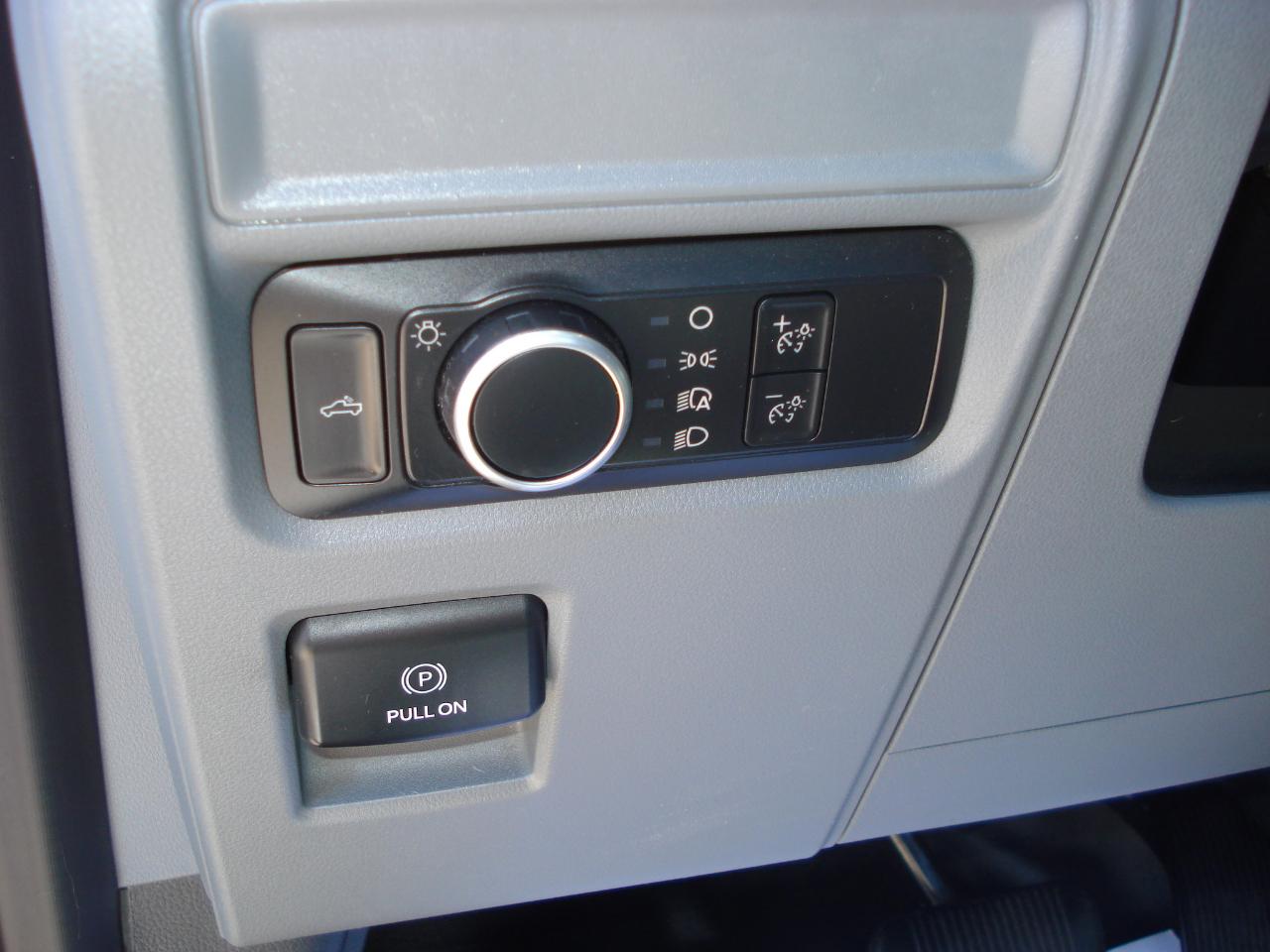 Ford F-150 XL Reg. Cab Long Bed 2WD 2022