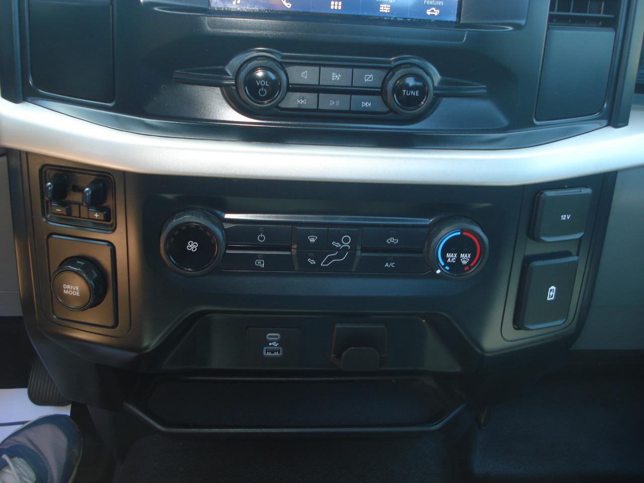Ford F-150 XL Reg. Cab Long Bed 2WD 2022