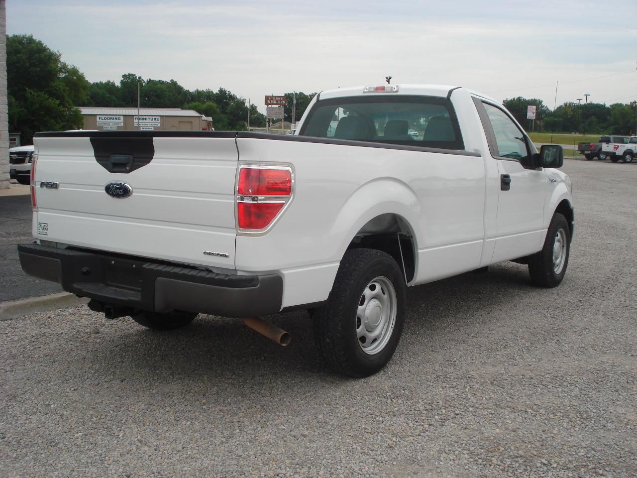 Ford F-150 XL 8-ft. Bed 2WD 2012