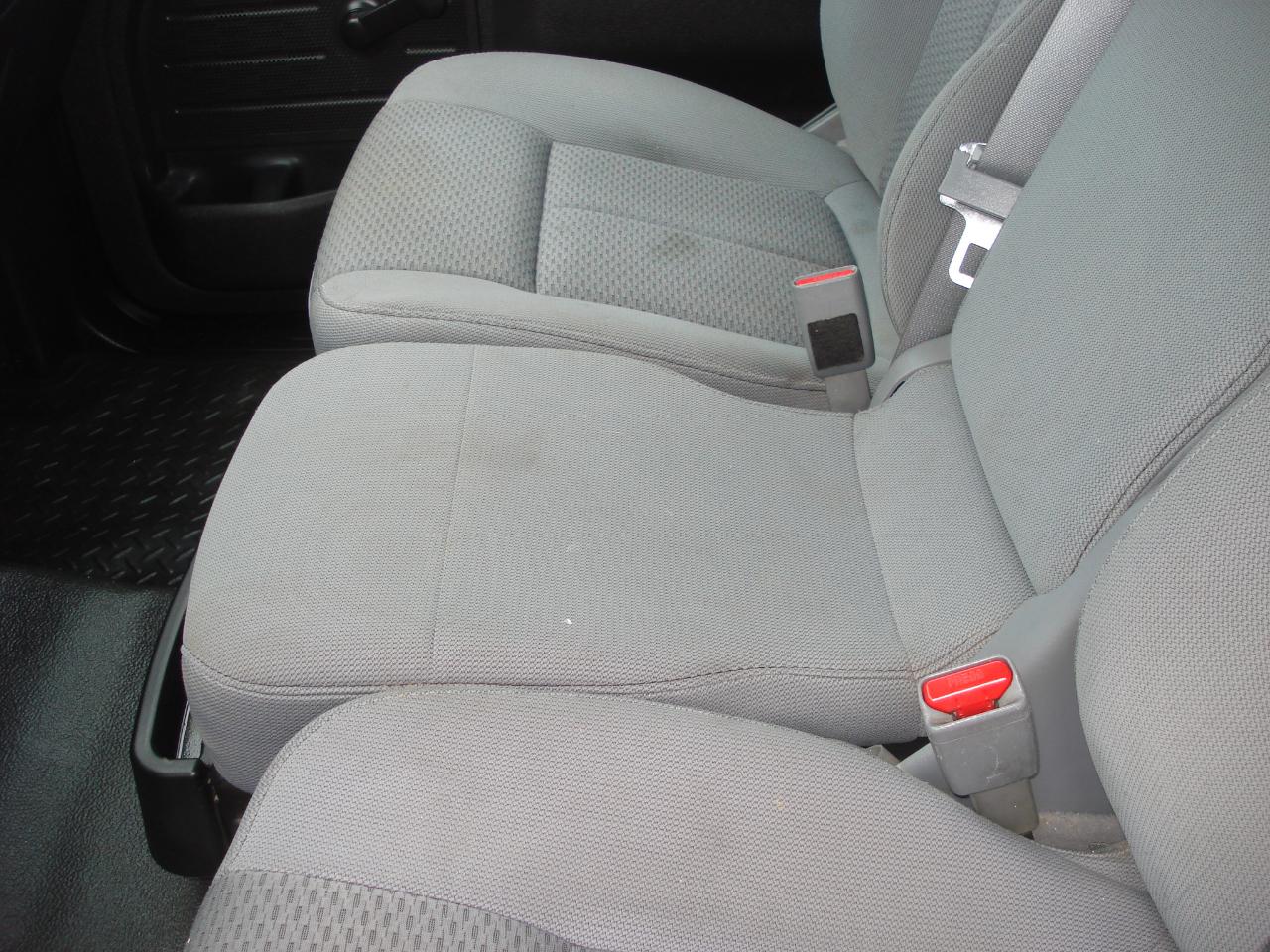 Ford F-150 XL 8-ft. Bed 2WD 2012