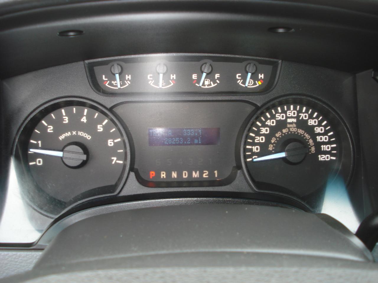 Ford F-150 XL 8-ft. Bed 2WD 2012