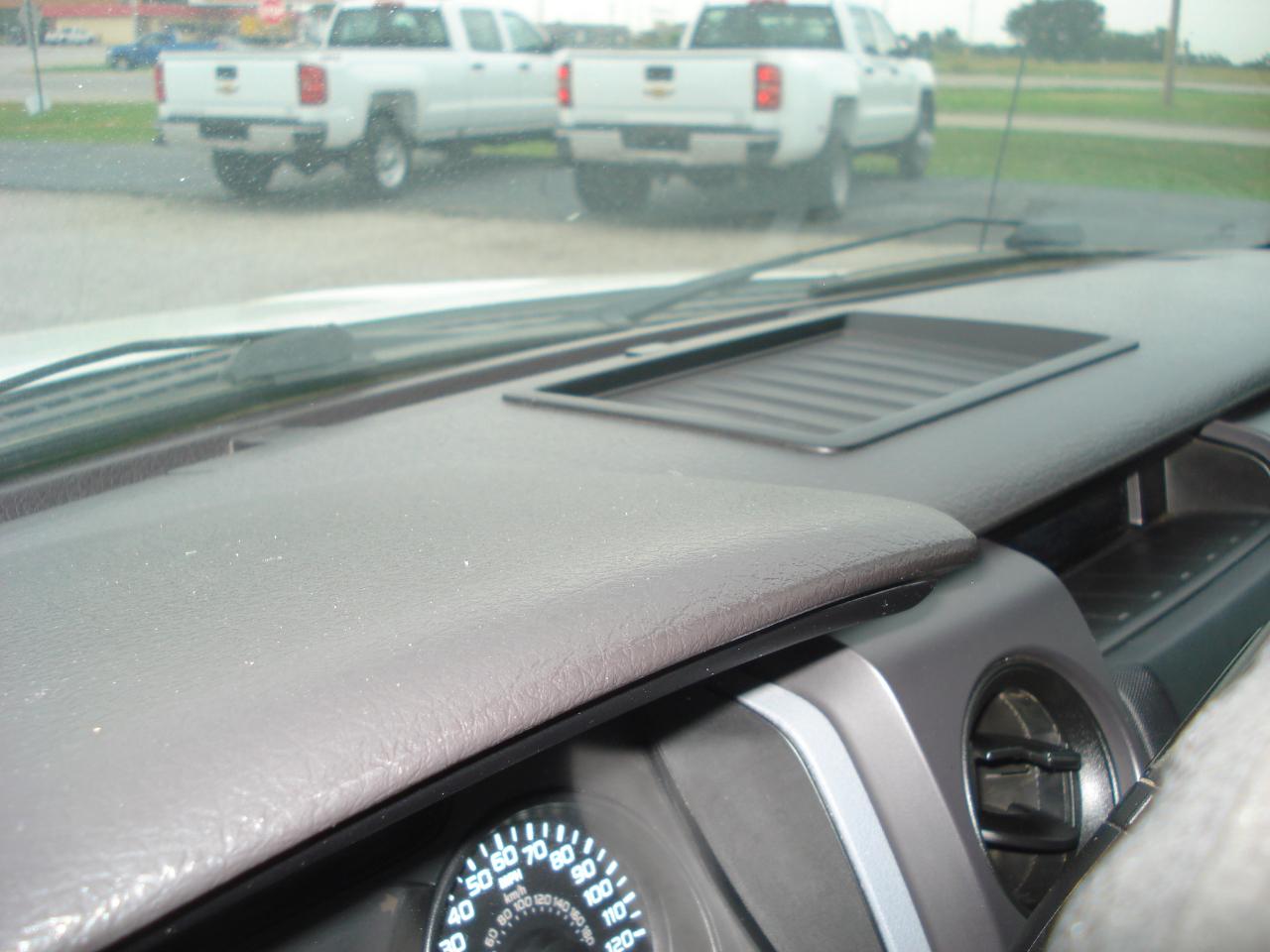 Ford F-150 XL 8-ft. Bed 2WD 2012