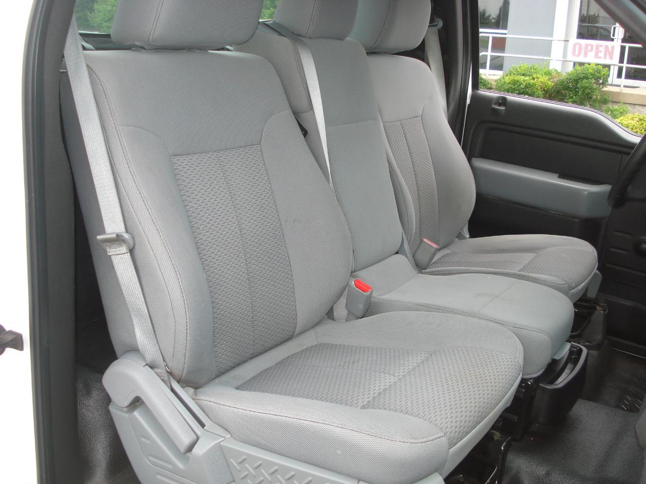 Ford F-150 XL 8-ft. Bed 2WD 2012