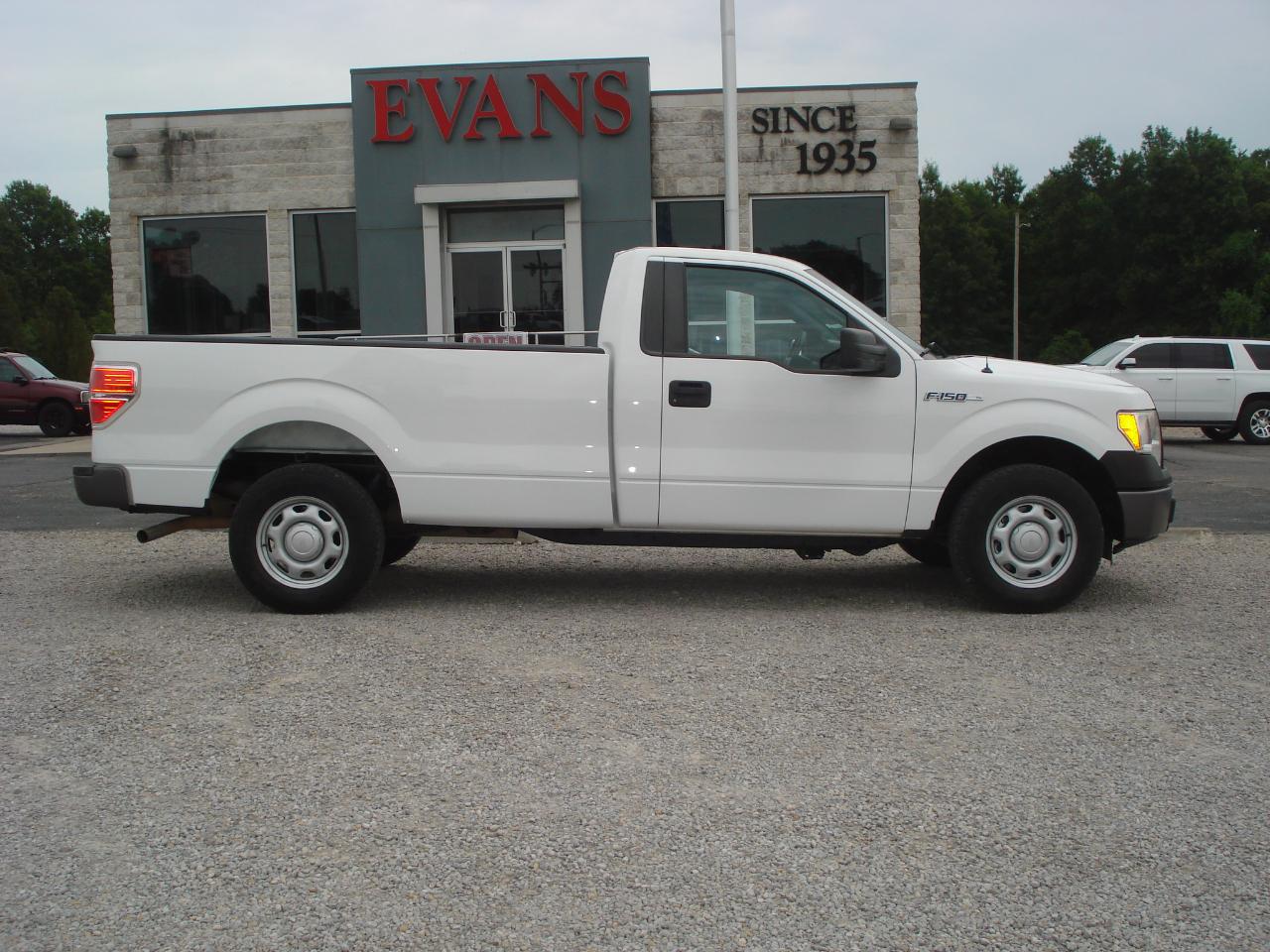 Ford F-150 XL 8-ft. Bed 2WD 2012