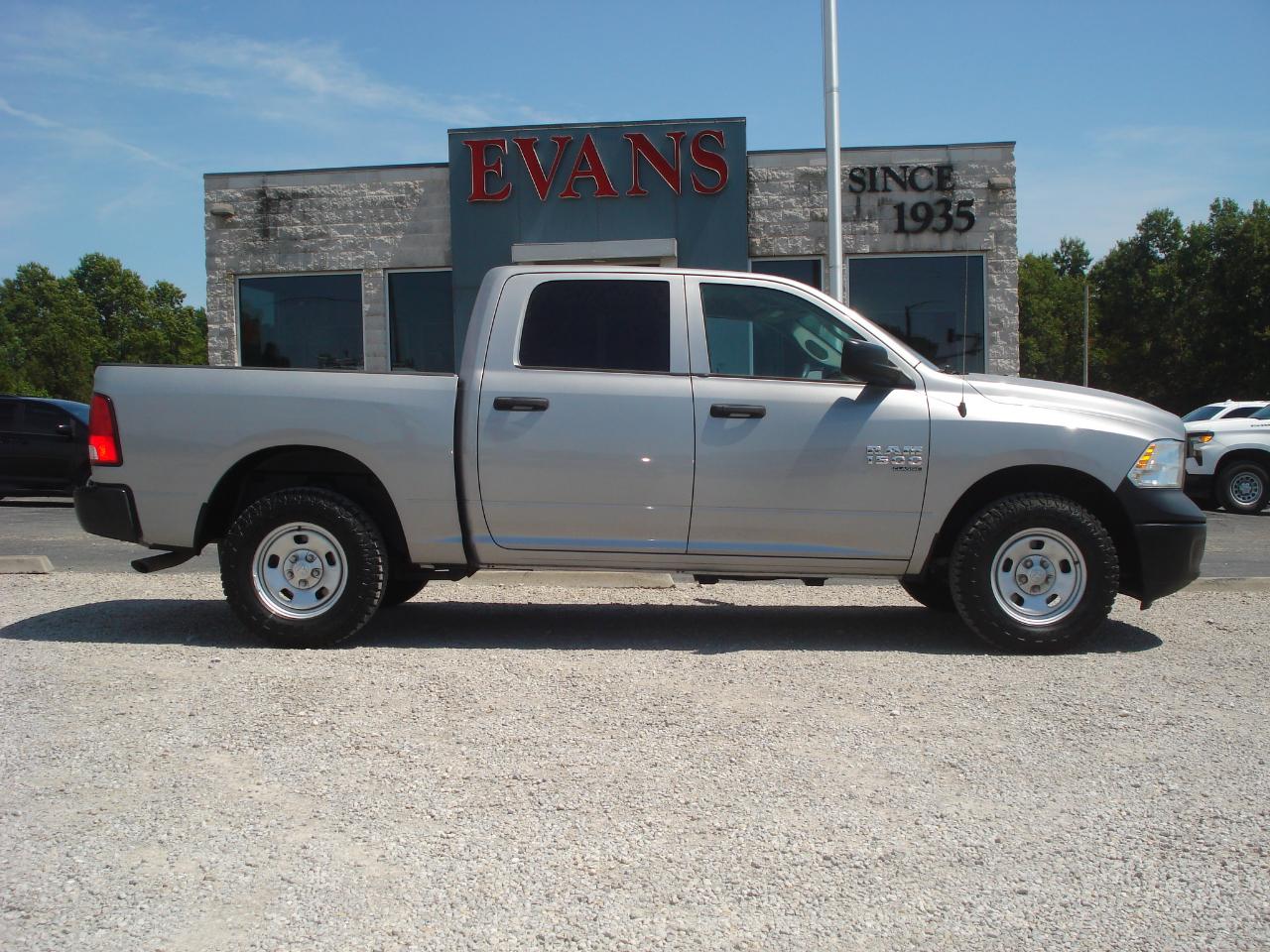 2021 RAM 1500 Classic Tradesman Crew Cab SWB 4WD