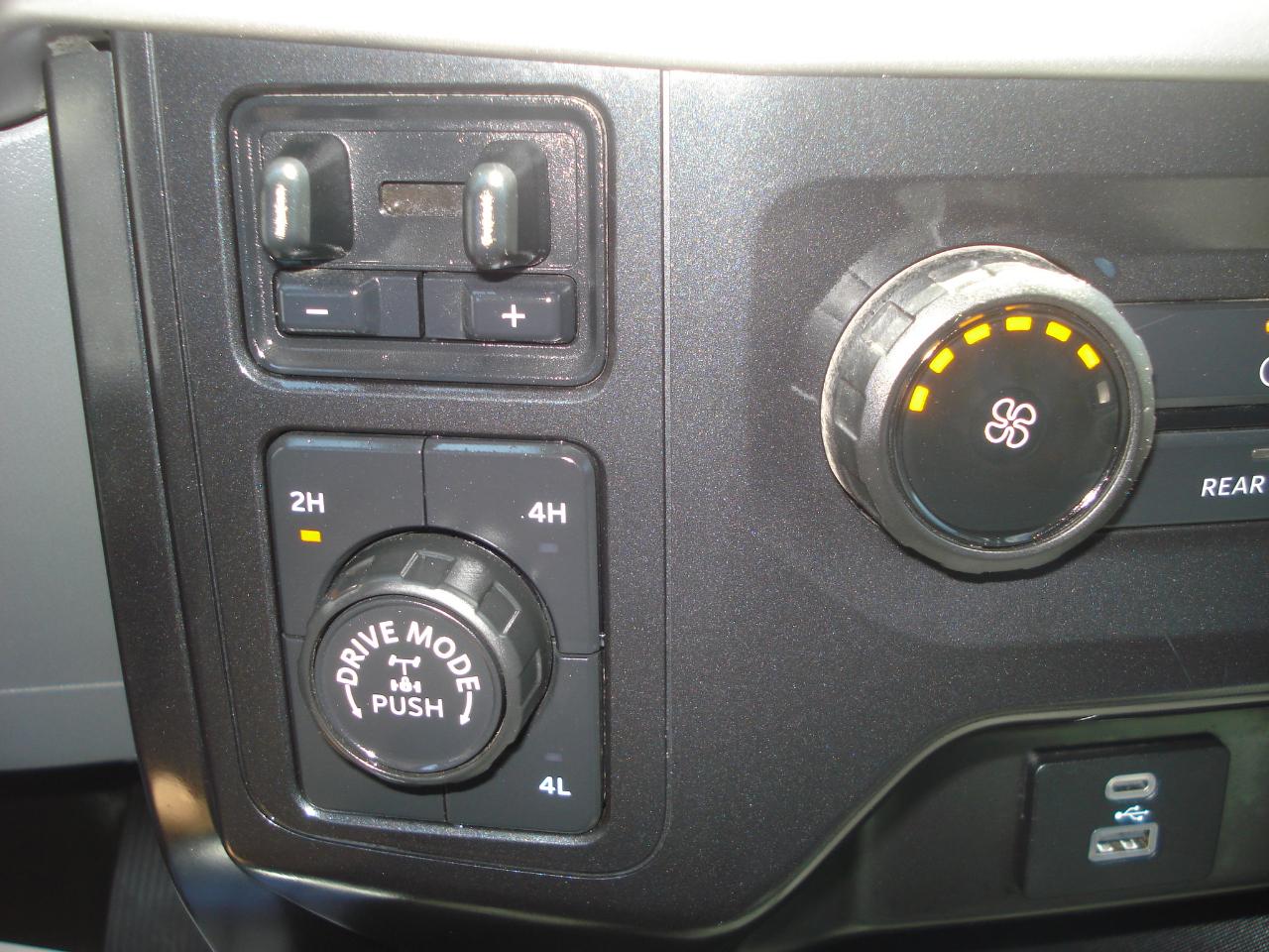 Ford F-150  2021