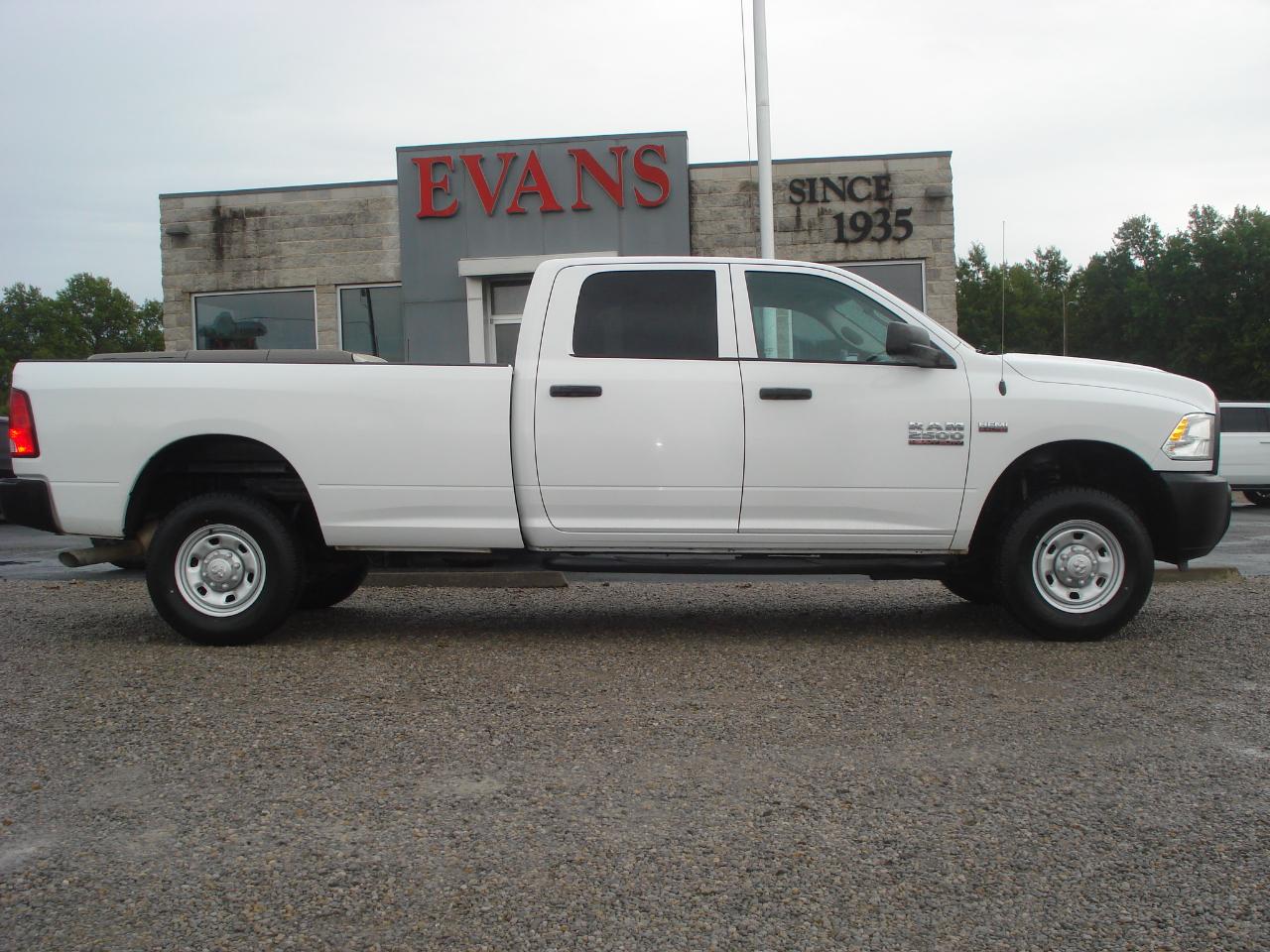 2017 RAM 2500 Tradesman Crew Cab LWB 4WD