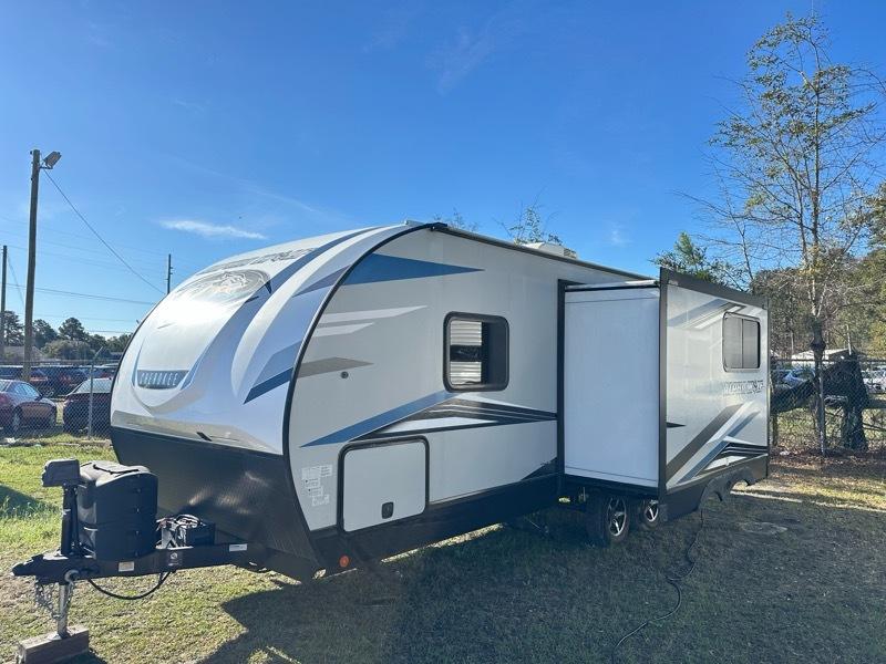 Forest River Alpha Wolf  2021